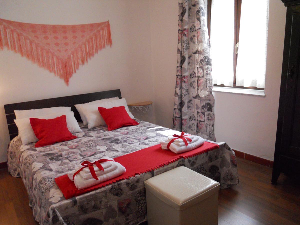 Casa Clotilde Bed and Breakfast Stazzano Exteriör bild